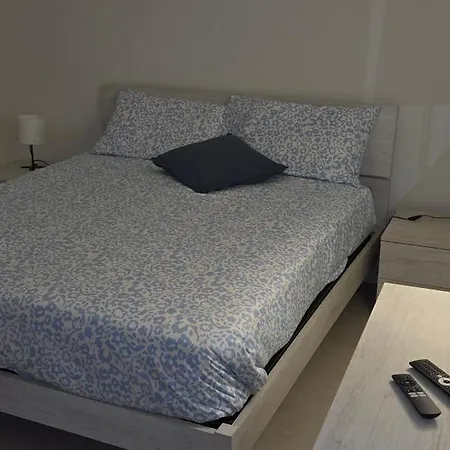 Short Location Paratore Casa Melina 홈스테이 *