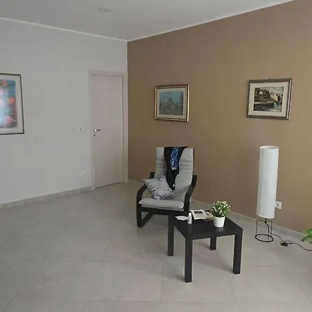 Short Location Paratore Casa Melina 홈스테이